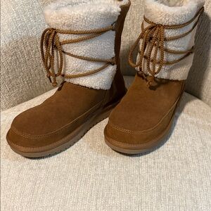 Koolaburra Brown and Cream Winter Boots